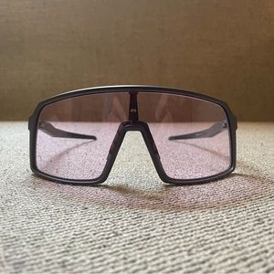 Oakley Sutro Low Light EUC